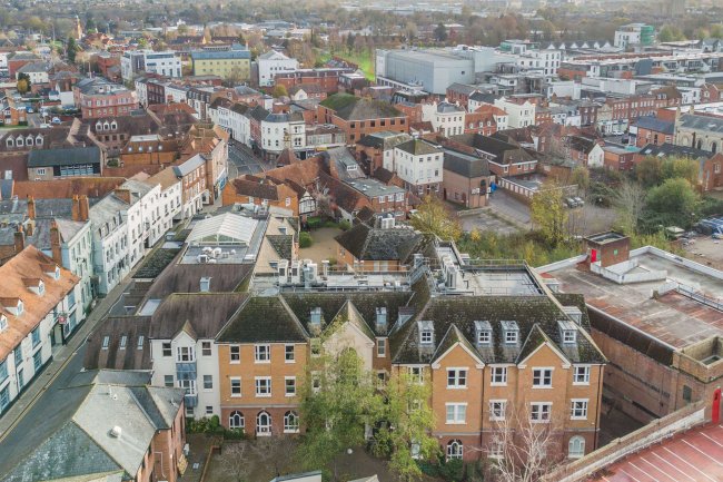 Oxford Square, Oxford Street, Newbury, RG14 1JG 4