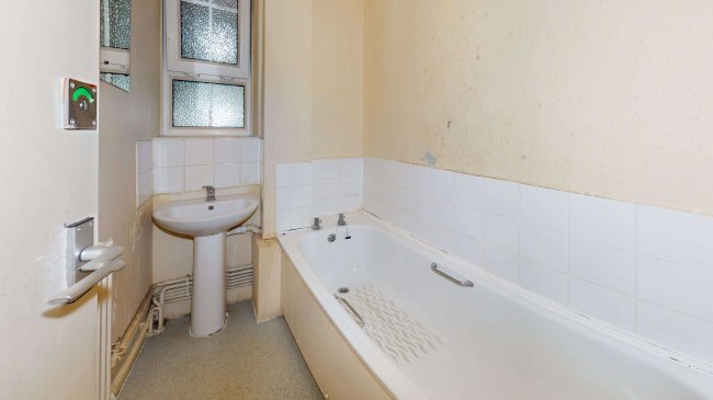 Flat 11 Marden House, Pembury Estate, Hackney, London, E8 1AZ 43