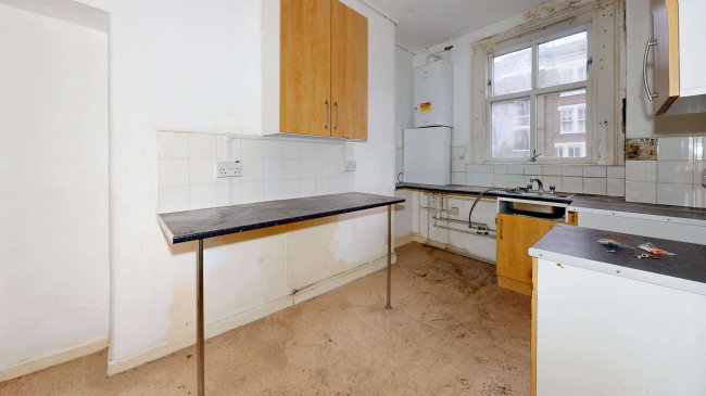 90 Kingsley Flats, Old Kent Road, Bermondsey, London, SE1 5UR 8