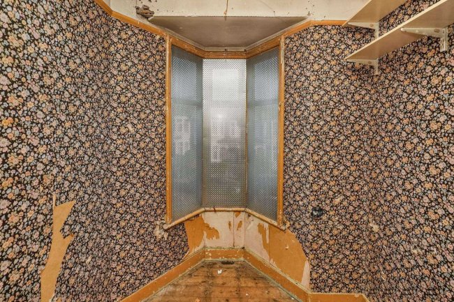 11 The Rise, Palmers Green, London N13 5LF 4