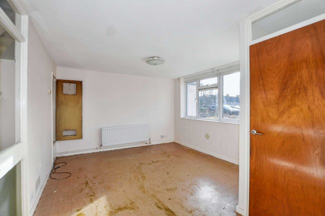 39 Bennett Close, Welling, DA16 3HU 3