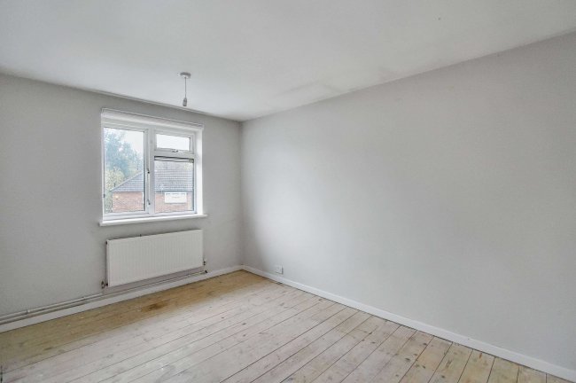 32 Ladbrooke Crescent, Sidcup, DA14 4RT 9