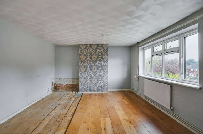 32 Ladbrooke Crescent, Sidcup, DA14 4RT 9