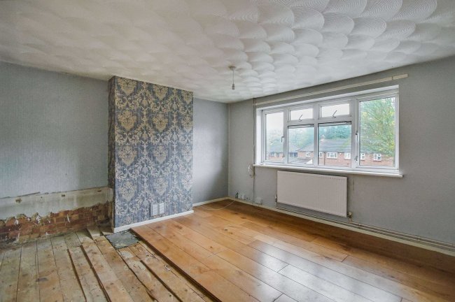 32 Ladbrooke Crescent, Sidcup, DA14 4RT 9