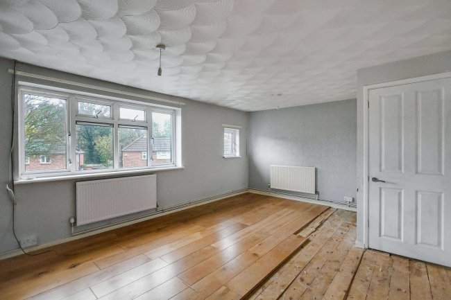 32 Ladbrooke Crescent, Sidcup, DA14 4RT 9