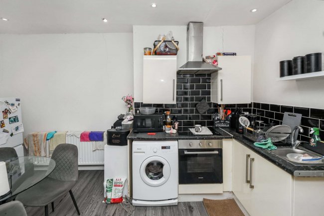 22 Rucklidge Avenue, Harlesden, London, NW10 4PS 2