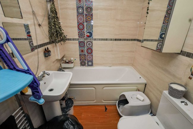 22 Rucklidge Avenue, Harlesden, London, NW10 4PS 2