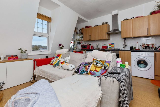 61-63 Tottenham Lane, Crouch End, London, N8 9BE 2