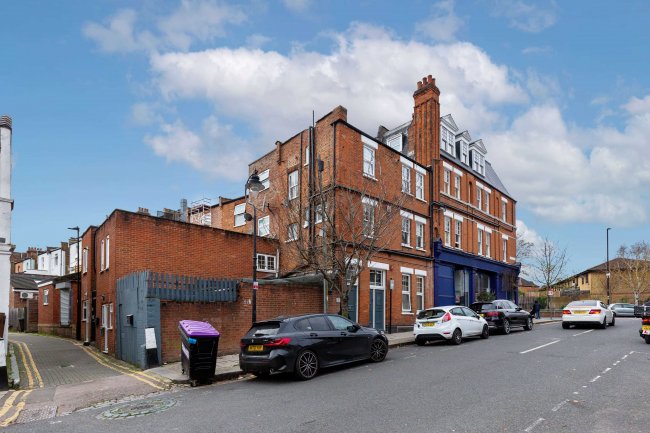 61-63 Tottenham Lane, Crouch End, London, N8 9BE 2