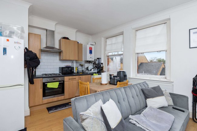 61-63 Tottenham Lane, Crouch End, London, N8 9BE 2