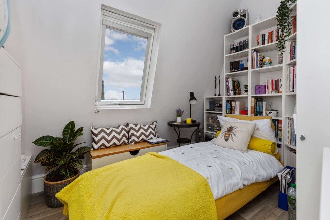 61-63 Tottenham Lane, Crouch End, London, N8 9BE 2