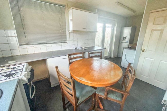 219 Westgate, Walsall, West Midlands, WS9 8BS 5