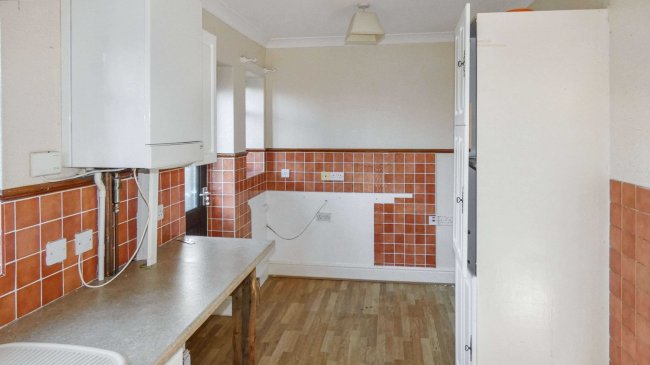 58 York Road, North Hull Estate, Hull, East Yorkshire, HU6 9RA 9