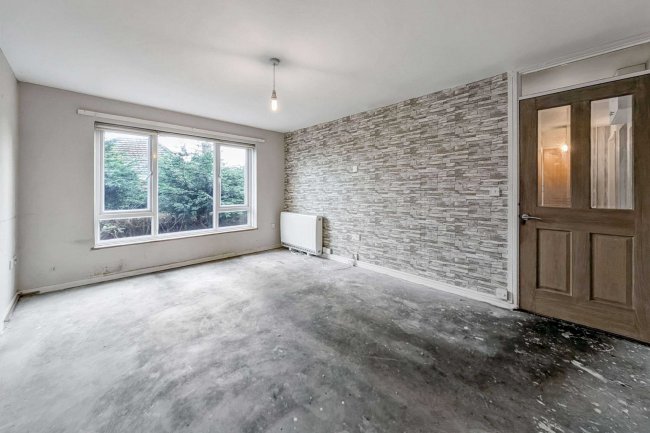 87 Cambo Place, North Shields, Tyne and Wear, NE30 3RL 8