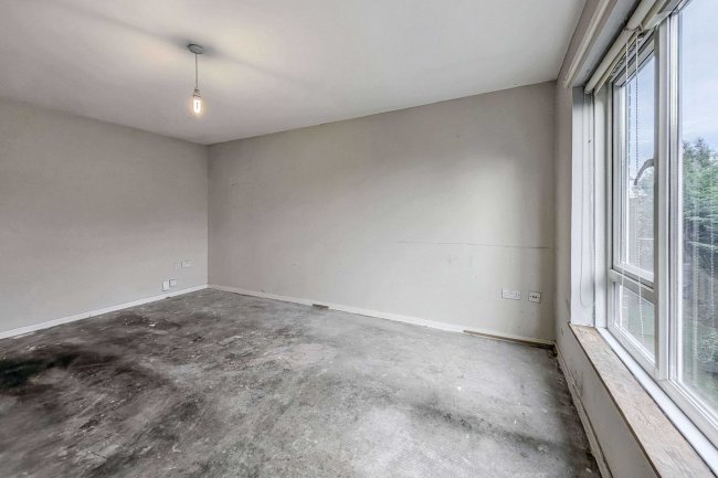 87 Cambo Place, North Shields, Tyne and Wear, NE30 3RL 8