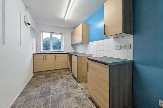 87 Cambo Place, North Shields, Tyne and Wear, NE30 3RL 8