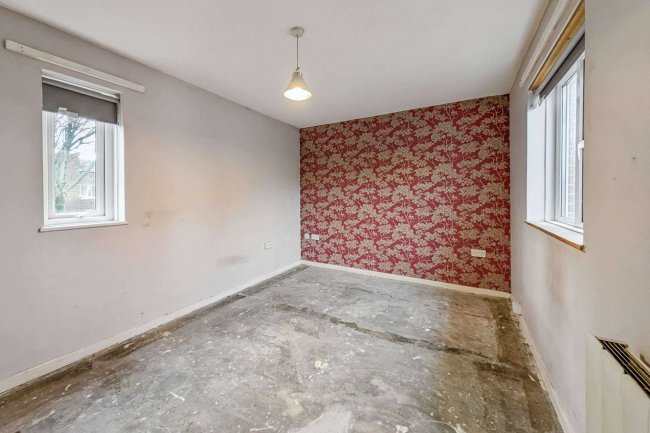 87 Cambo Place, North Shields, Tyne and Wear, NE30 3RL 8