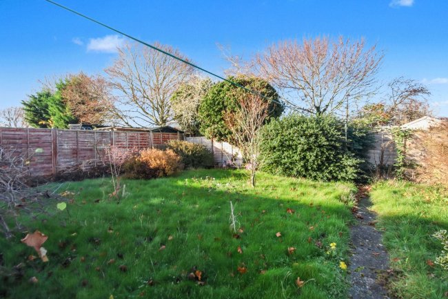 77 Harris Crescent, Needingworth, St. Ives, Cambridgeshire PE27 4TE 1