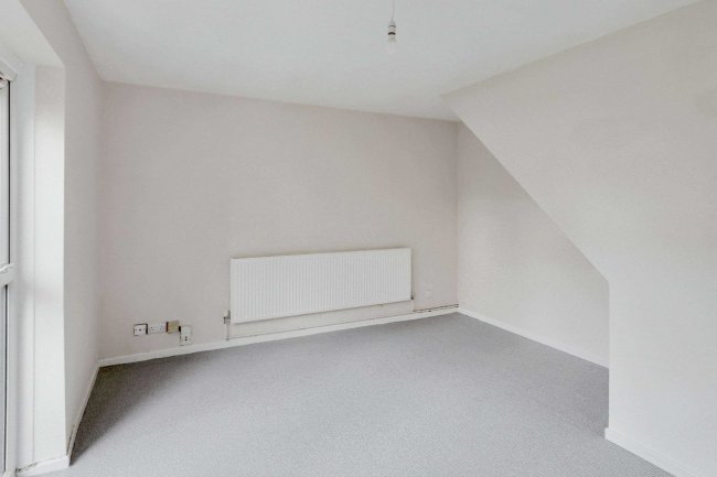 15 Brook Close, Bulwell, Nottingham, Nottinghamshire, NG6 8NL 3