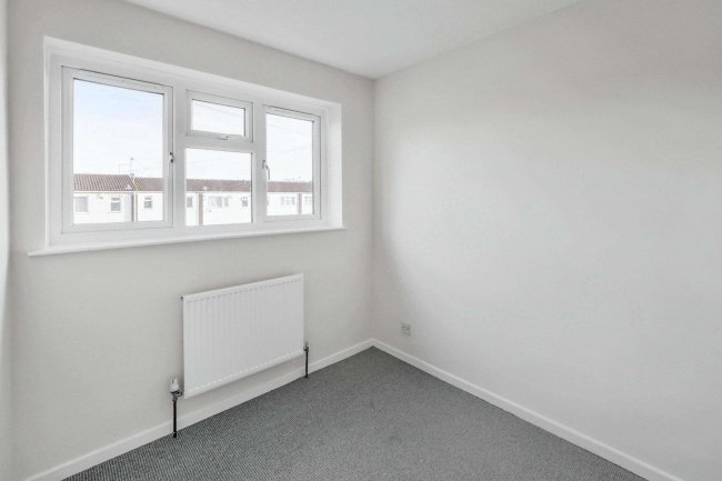 15 Brook Close, Bulwell, Nottingham, Nottinghamshire, NG6 8NL 3
