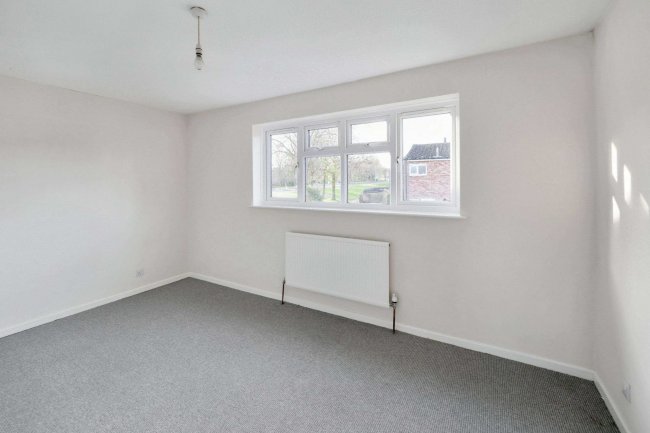 15 Brook Close, Bulwell, Nottingham, Nottinghamshire, NG6 8NL 3