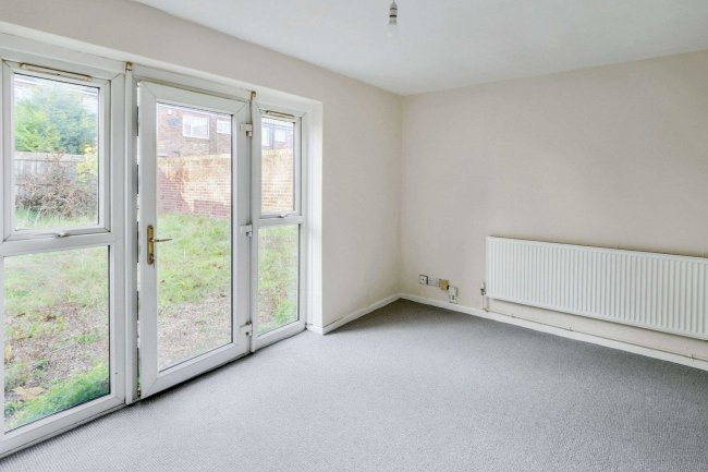 15 Brook Close, Bulwell, Nottingham, Nottinghamshire, NG6 8NL 3