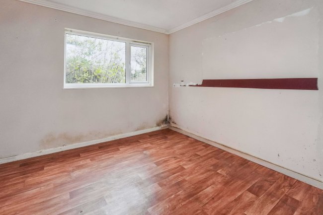 94 The Hove, Murdishaw, Runcorn, Cheshire, WA7 6EE 10