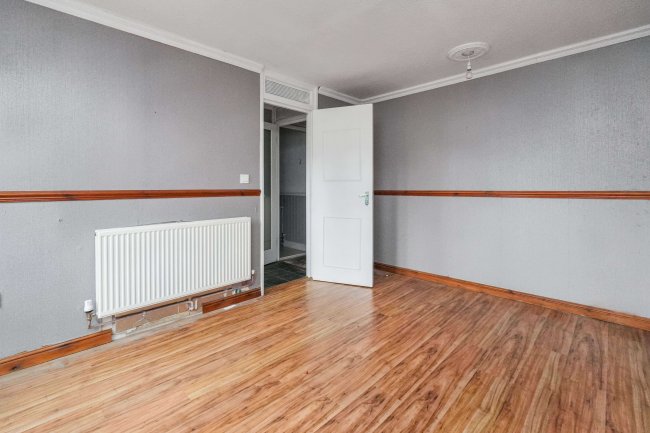 94 The Hove, Murdishaw, Runcorn, Cheshire, WA7 6EE 10