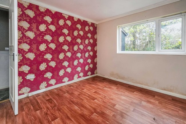 94 The Hove, Murdishaw, Runcorn, Cheshire, WA7 6EE 10