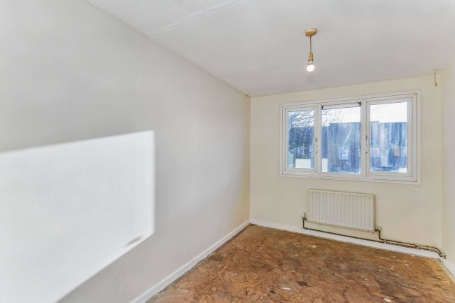 1 Sassoon Close, Wellingborough, Northamptonshire, NN8 3LR 1