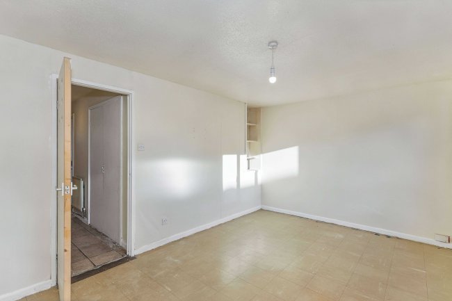 1 Sassoon Close, Wellingborough, Northamptonshire, NN8 3LR 1