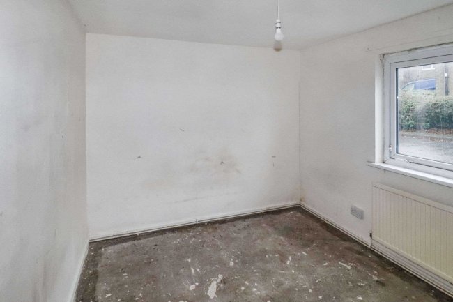 38 West Bank Close, Keighley, West Yorkshire, BD22 6HQ 3