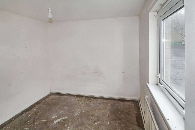 38 West Bank Close, Keighley, West Yorkshire, BD22 6HQ 3