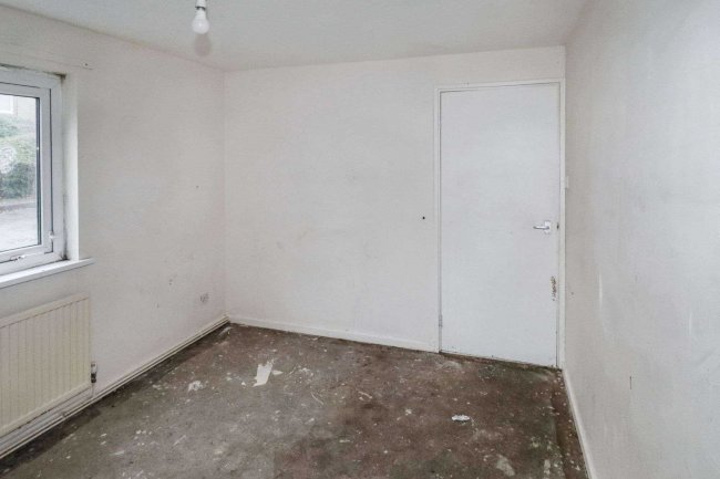 38 West Bank Close, Keighley, West Yorkshire, BD22 6HQ 3