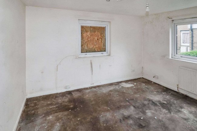 38 West Bank Close, Keighley, West Yorkshire, BD22 6HQ 3