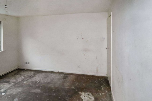 38 West Bank Close, Keighley, West Yorkshire, BD22 6HQ 3