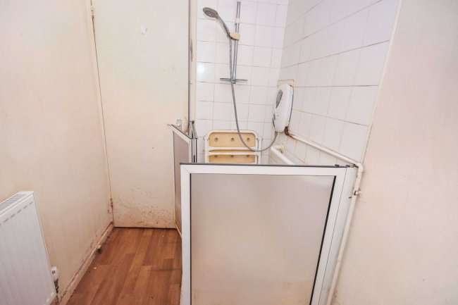 64 Longsands Road, St. Neots, Cambridgeshire PE19 1TE 3