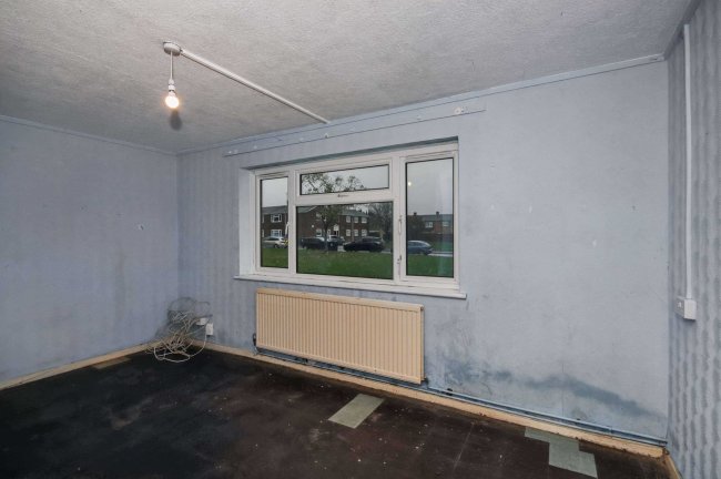 64 Longsands Road, St. Neots, Cambridgeshire PE19 1TE 3