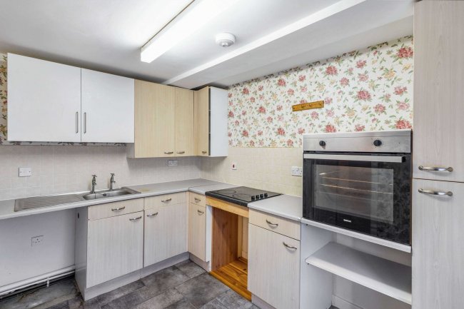 Flat 4, 2 Park Place, Knaresborough, North Yorkshire, HG5 0ER 9