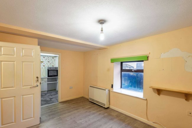 Flat 4, 2 Park Place, Knaresborough, North Yorkshire, HG5 0ER 9