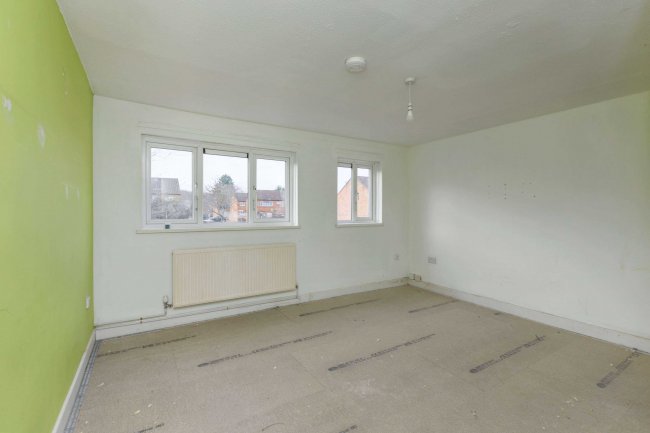 3 Swale Path, Bedford, Bedfordshire, MK41 7XS 2