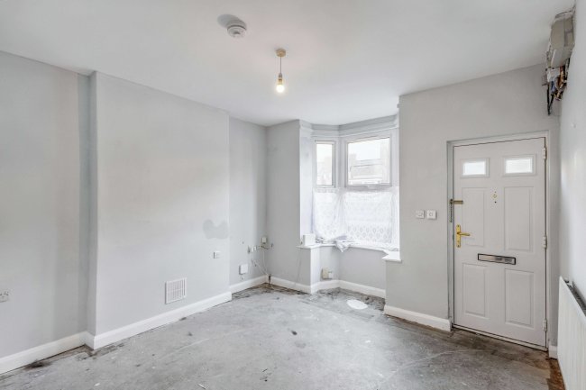 37 Digby Street, Crosby, Scunthorpe, North Lincolnshire, DN15 6DB 9