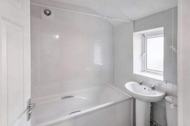 37 Digby Street, Crosby, Scunthorpe, North Lincolnshire, DN15 6DB 9