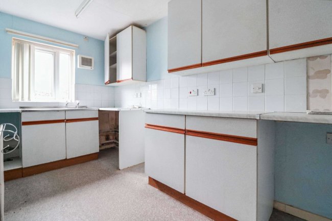 17 Myton Walk, Hemlington, Middlesbrough, Cleveland, TS8 9ND 2