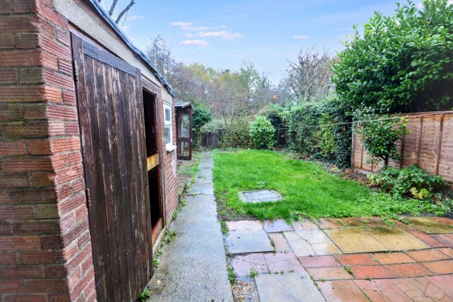 20 Bruces Close, Conington, Peterborough PE7 3QW 33