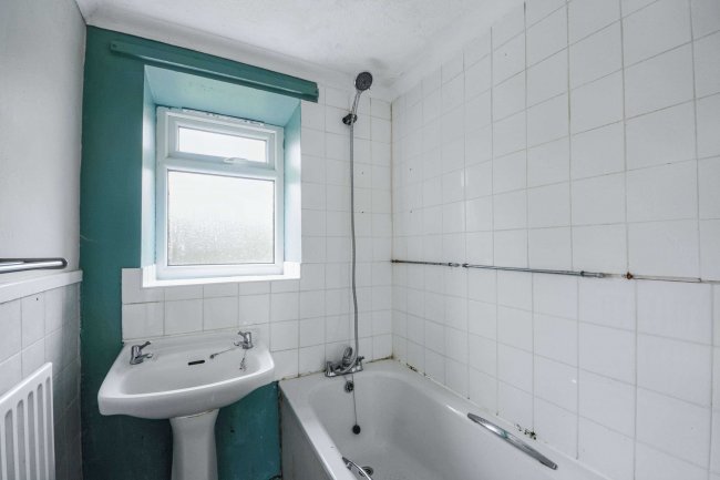 20 Bruces Close, Conington, Peterborough PE7 3QW 33