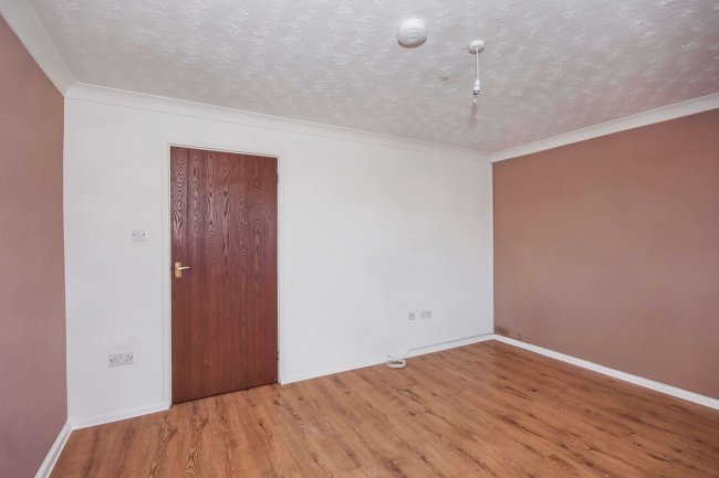 4 Serjeants Close, Ramsey, Huntingdon, Cambridgeshire PE26 1BL 8