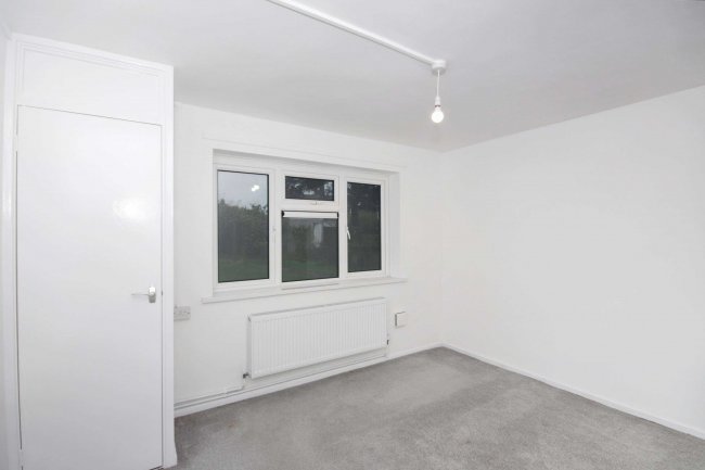 2A Kisby Avenue, Godmanchester, Huntingdon, Cambridgeshire PE29 2BZ 7