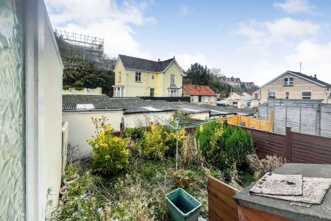 42D Lime Grove, Bideford, EX39 3JN 5