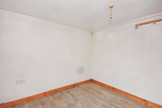 18 Alpine Close, Oakham, LE15 6NP 5